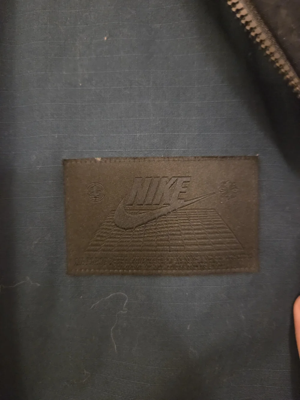 Nike wind resistant
